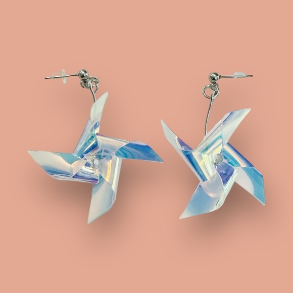 hope + grace Jewelry - NEW Whimsical Pinwheel Drop Earrings